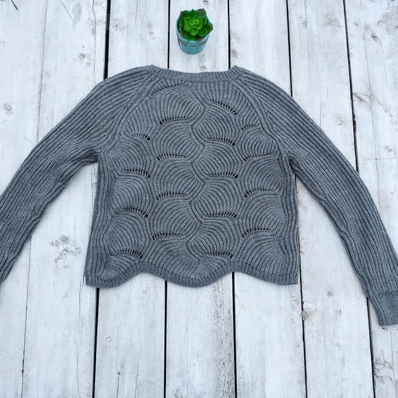 NWT And Away Crop Sweater Size XS - Picture 3 of 3